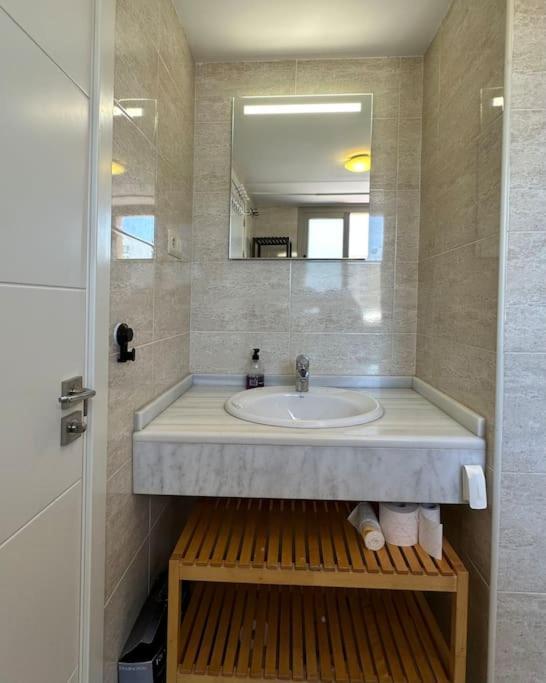 Atico Puerto Marina 2 Hab Con Piscina, 500M De La Plata Apartment Torremolinos Exterior foto
