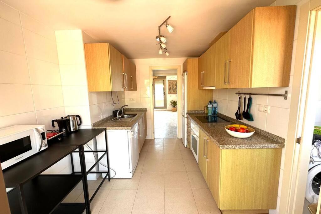 Atico Puerto Marina 2 Hab Con Piscina, 500M De La Plata Apartment Torremolinos Exterior foto