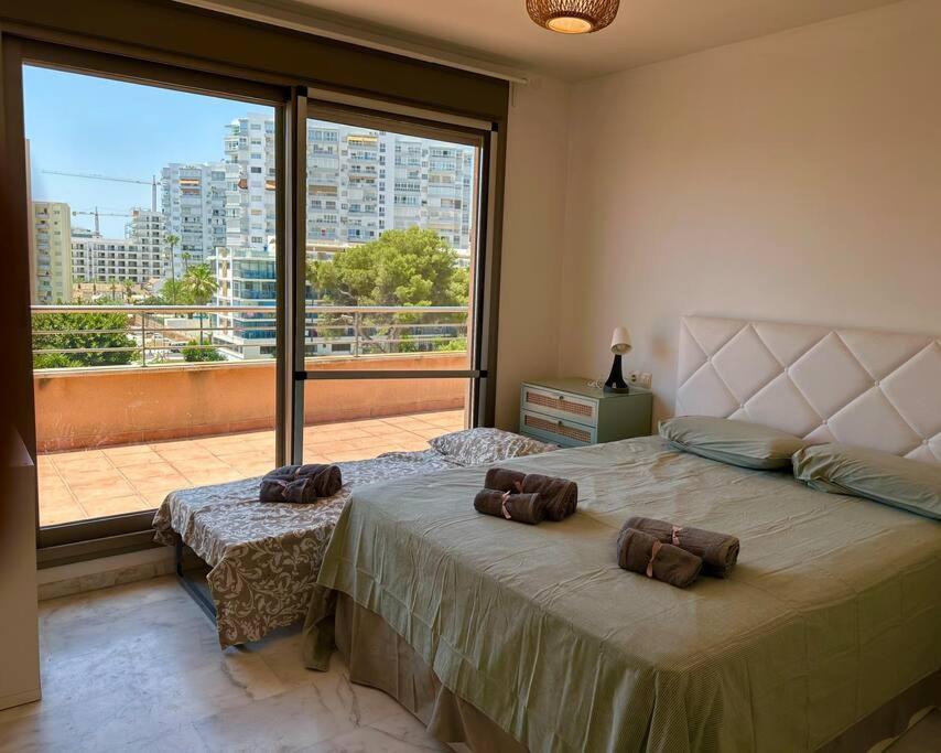 Atico Puerto Marina 2 Hab Con Piscina, 500M De La Plata Apartment Torremolinos Exterior foto