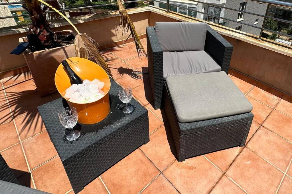 Atico Puerto Marina 2 Hab Con Piscina, 500M De La Plata Apartment Torremolinos Exterior foto