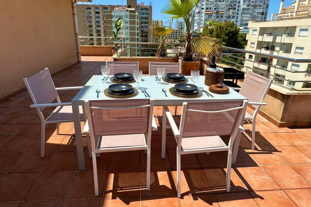 Atico Puerto Marina 2 Hab Con Piscina, 500M De La Plata Apartment Torremolinos Exterior foto