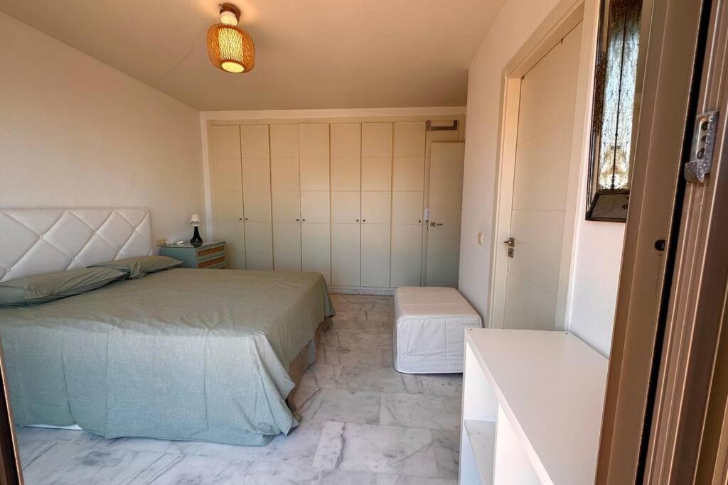 Atico Puerto Marina 2 Hab Con Piscina, 500M De La Plata Apartment Torremolinos Exterior foto